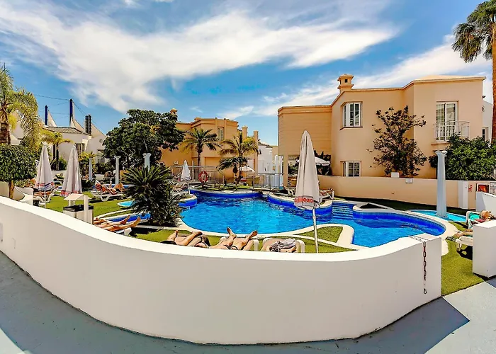 Apartment 2 Bedroom In Fanabe