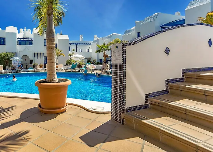 Apartment 2 Bedroom In Fanabe *